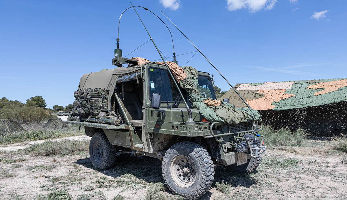 El VLT se ha visto prximo a las mulas Falcata de la BRIPAC, una aproximacin de cual podra ser su primer utilizador. (Jose Hontiyuelo, DECET)